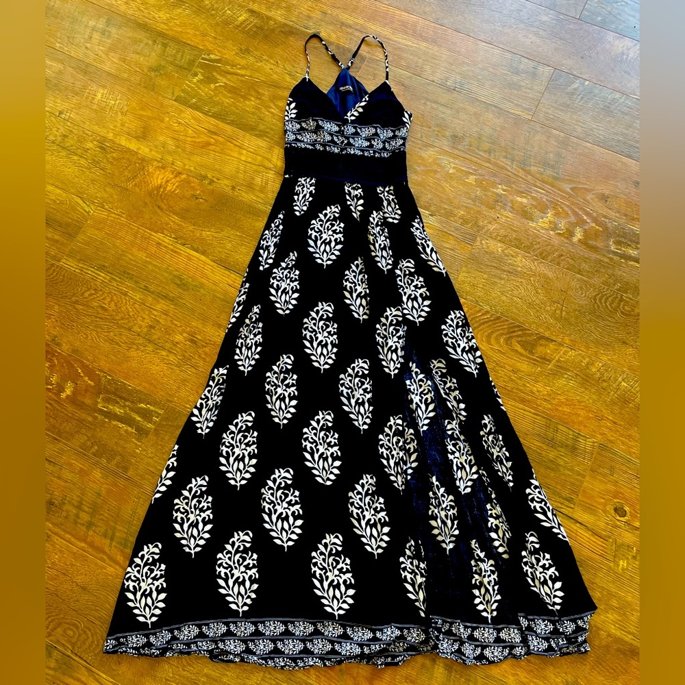 Fashion Nova Maxi Dress